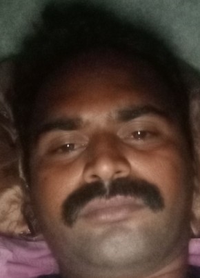 Vijay Kumar, 32, India, Udumalaippettai