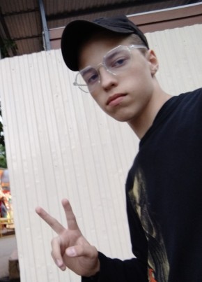 Yuriy, 19, Russia, Saratov