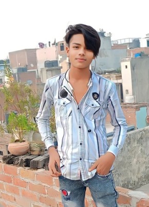 Sadiq, 18, India, Delhi