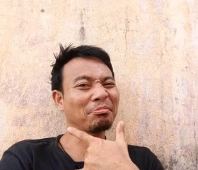 Joeride, 39, Semporna