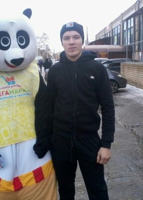 Oleg, 24, Россия, Сорочинск
