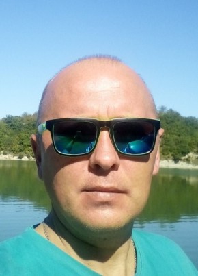 Александр, 47, Россия, Феодосия