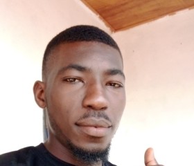 Junior Pechab, 26, Douala