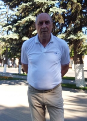 Владимир из Кропоткина 72 года
