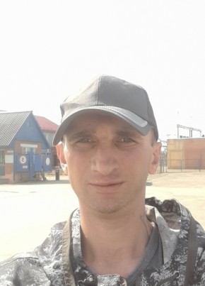 Иван, 39, Россия, Уват