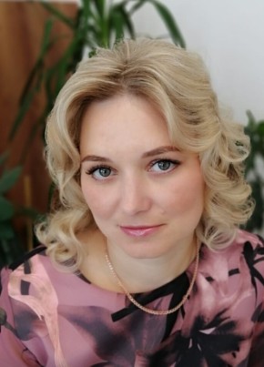 Екатерина, 42, Россия, Карпинск