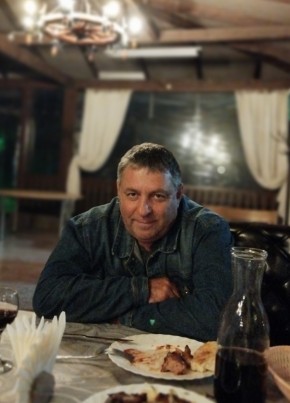 Мужчина из Саратова 56 лет