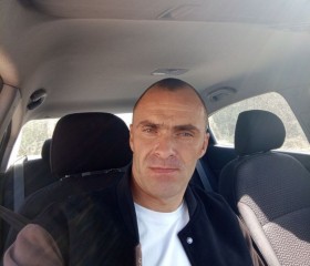 Olezhka, 35, Brussels