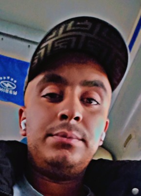 Zino Licir, 25, Algeria, Naama