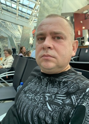 Vitaliy, 47, Belarus, Maladzyechna