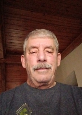 Eddie из Trussville 73 года
