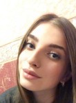 Elena, 20, Moscow