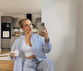Zoe, 31, Sharjah