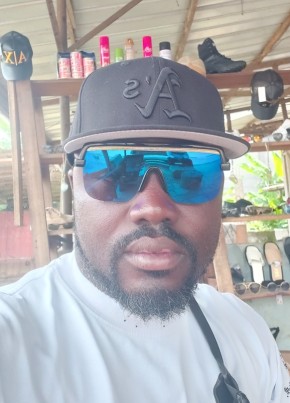 Moungam valere из Douala 40 лет