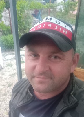 Александр, 36, Россия, Николаевка