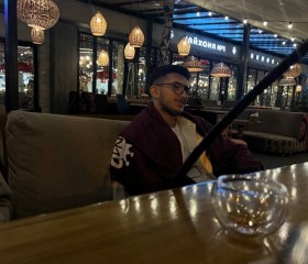 Hikmet, 21, Lankaran