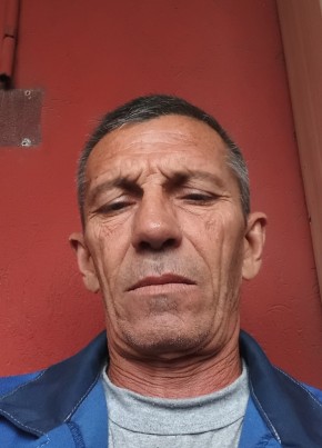 Анатолий из Санкт-Петербурга 54 года