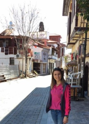 Birgül, 26, Türkiye Cumhuriyeti, Antalya