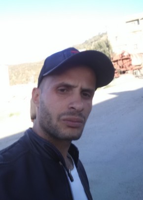 Mobrok, 22, People’s Democratic Republic of Algeria, Boghni