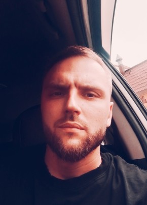 Артем из Хабаровска 33 года