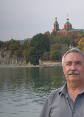 Александр, 76, Россия, Москва