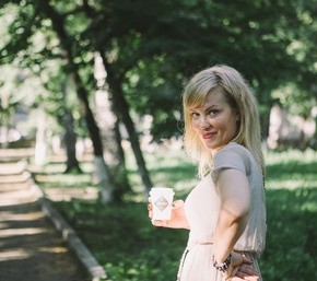 Яна, 46, Россия, Санкт-Петербург