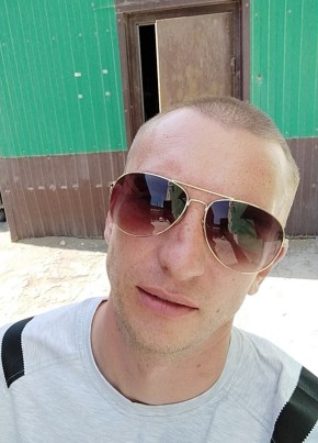 Данил, 31, Россия, Череповец