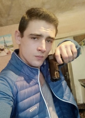 Maksim, 20, Ukraine, Kiev