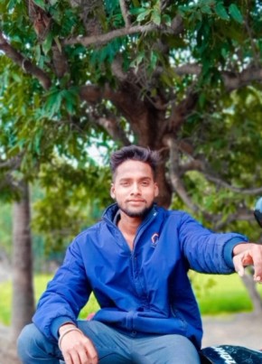 Mohan kumar, 21, India, Rasrā