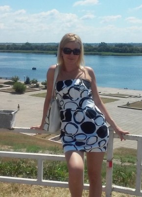 Лера, 42, Россия, Омск