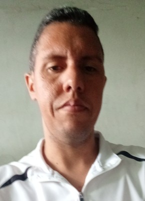 Geovanny Hernánd, 37, Venezuela, Acarigua