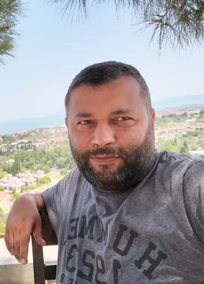 Ali, 42, Türkiye Cumhuriyeti, Muş