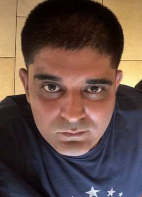 Karan из New Delhi 33 года