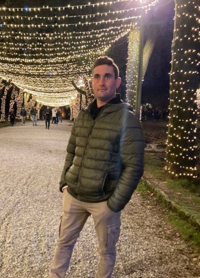 Francesco, 29, Repubblica Italiana, Arezzo
