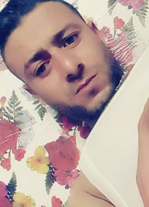 Zaki, 31, People’s Democratic Republic of Algeria, Algiers