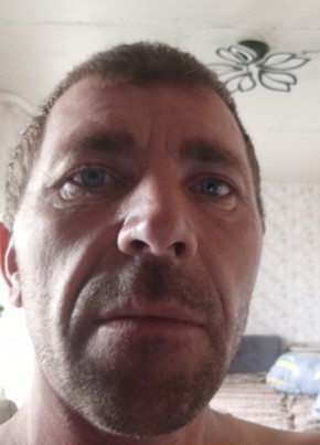 Аркадий из Омска 37 лет
