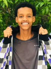Mezut, 19, Somalia, Hargeysa