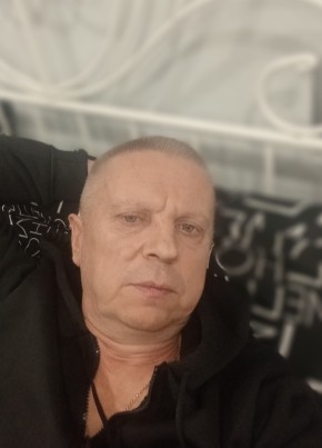 Олег из Санкт-Петербурга 54 года
