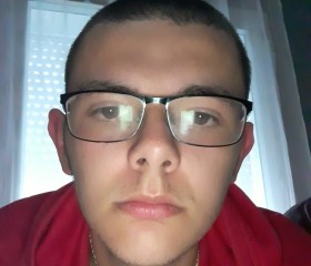 Guillaume, 23, Boulogne-sur-Mer