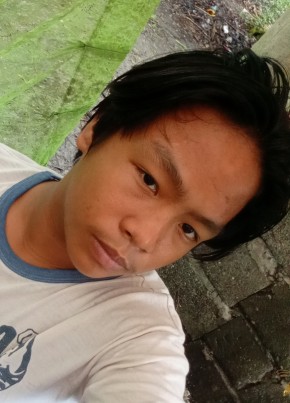 Matchaboy из Lungsod ng Vigan 18 лет