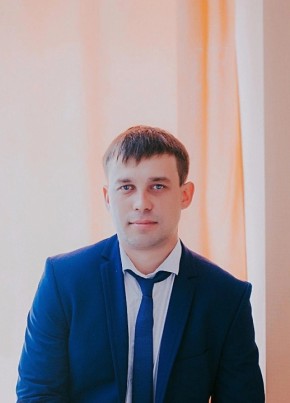 Айнур из Омска 36 лет
