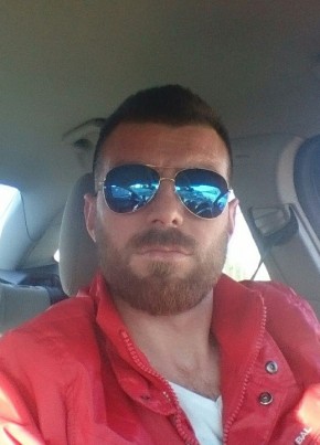 Murat kartal, 39, Türkiye Cumhuriyeti, Kabataş
