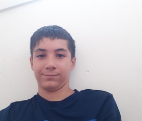 Tomas , 23, Royan