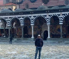 Alti Furxhi, 18, Tirana