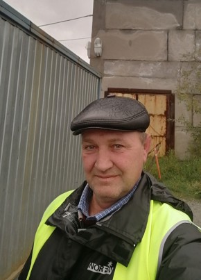 Петр, 54, Россия, Бежецк