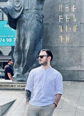 Vova из თბილისი 28 лет