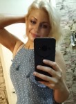 Yuliya, 32, Saint Petersburg