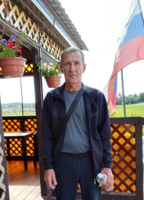 Игорь из Омска 58 лет
