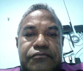 Rai, 40, Varjota