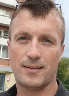 Олег из Тюмени 40 лет